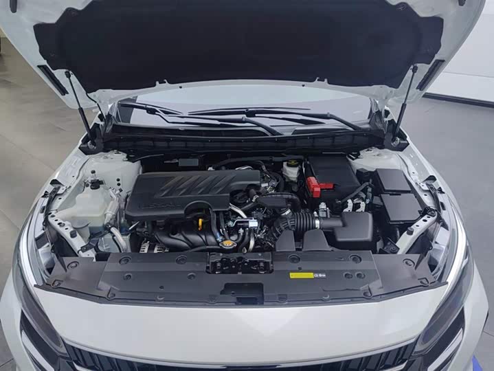 Фото 10 - Nissan Teana