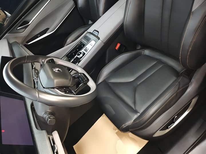 Фото 15 - Changan CS75 Plus