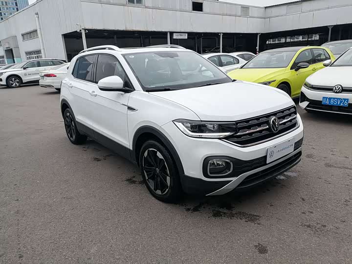 Фото 3 - Volkswagen Tacqua