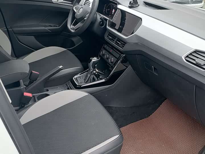 Фото 8 - Volkswagen Tacqua