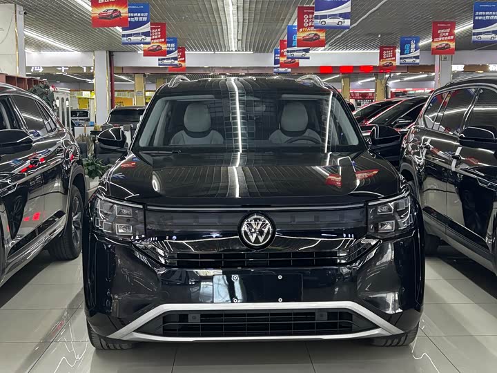 Фото 1 - Volkswagen Teramont Pro