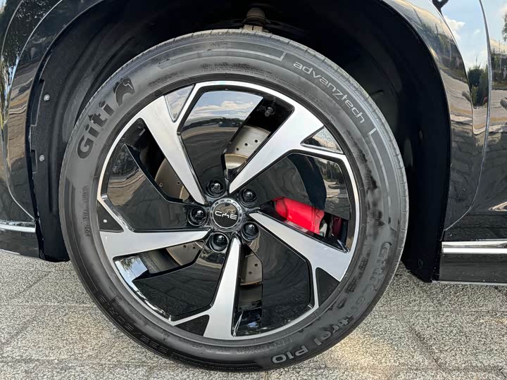 Фото 11 - BYD Sea Lion 07 EV