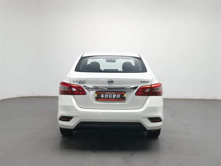 Фото 4 - Nissan Sylphy