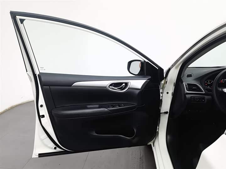 Фото 8 - Nissan Sylphy