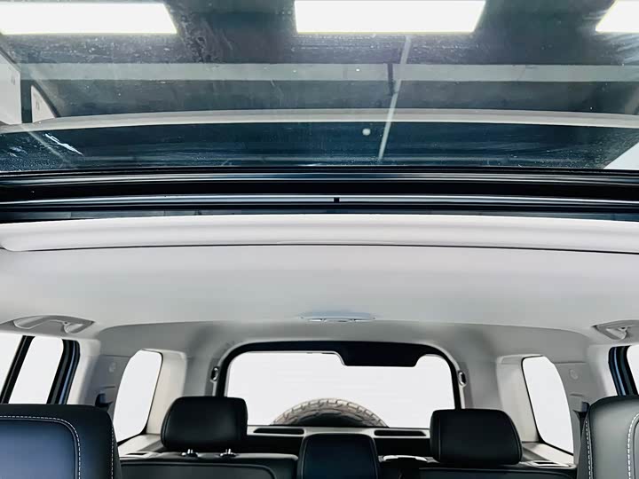 Фото 18 - Tank 300