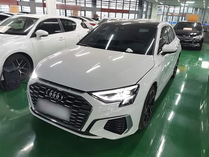 Фото 1 - Audi A3