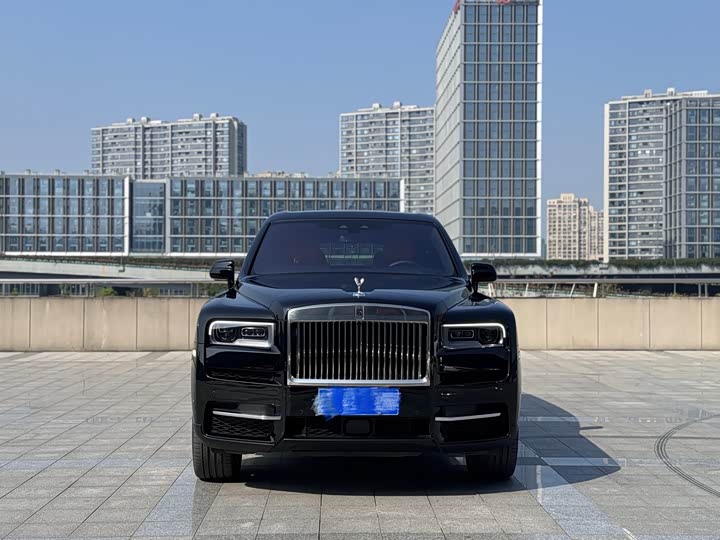 Фото 3 - Rolls-Royce Cullinan