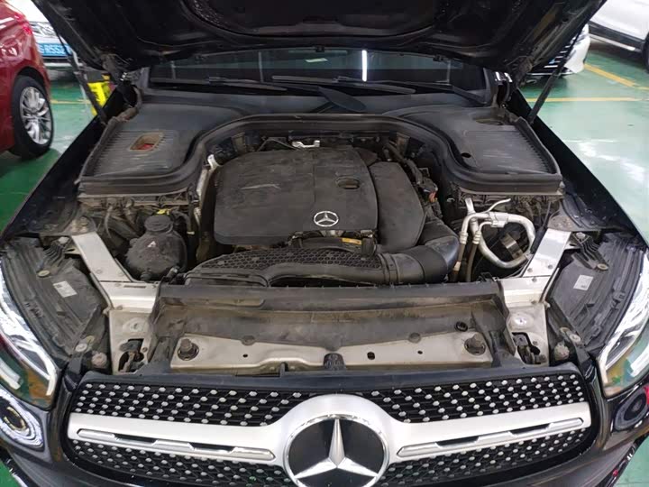 Фото 10 - Mercedes-Benz GLC-Class