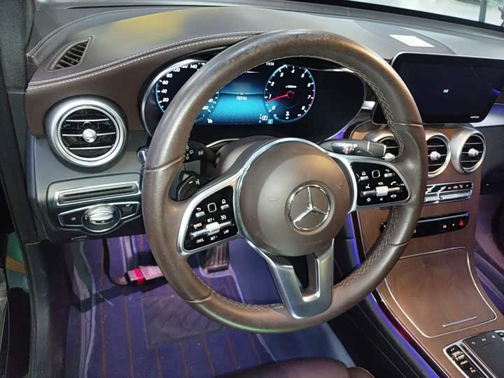 Фото 3 - Mercedes-Benz GLC-Class