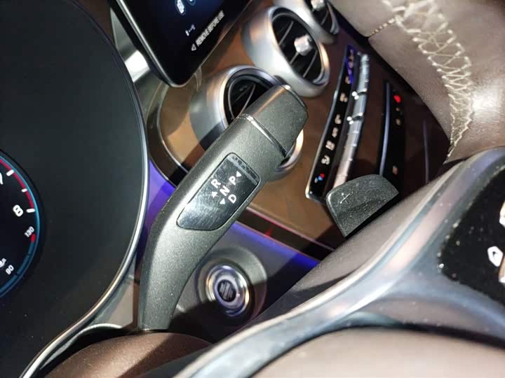 Фото 6 - Mercedes-Benz GLC-Class