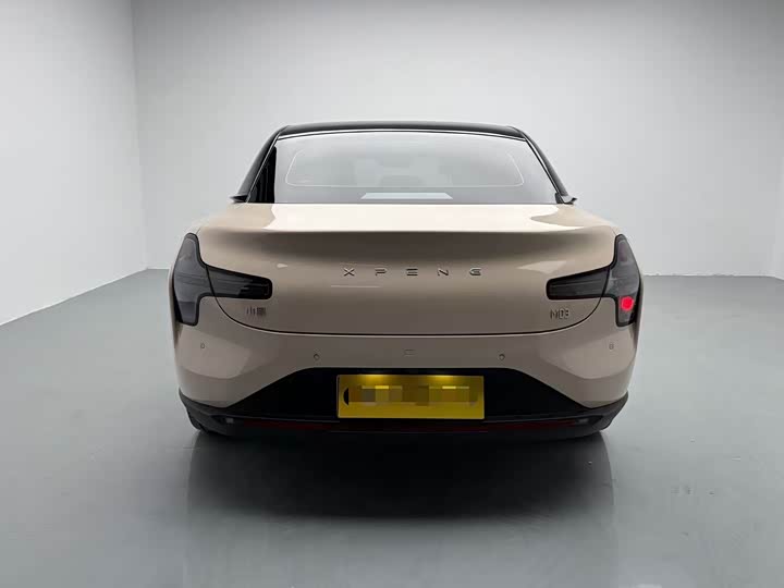 Фото 14 - XPeng Mona M03