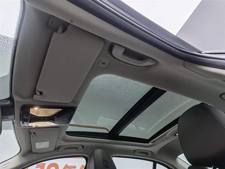 Фото 14 - BMW 3 Series