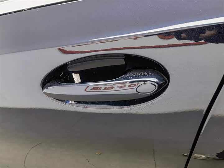 Фото 18 - BMW 3 Series