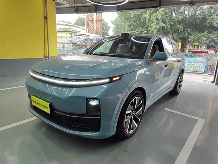 Фото 1 - LiXiang L7