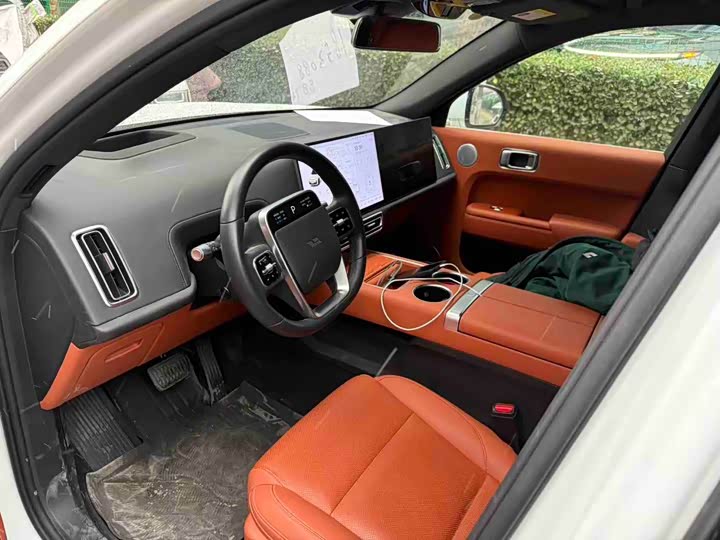 Фото 9 - LiXiang L7