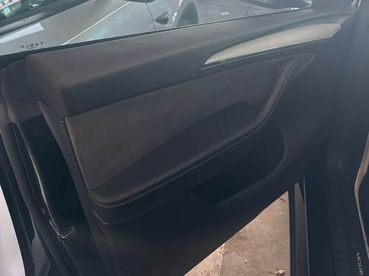 Фото 8 - Tesla Model Y