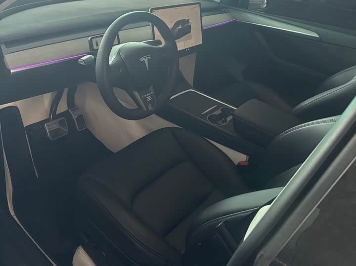 Фото 9 - Tesla Model Y