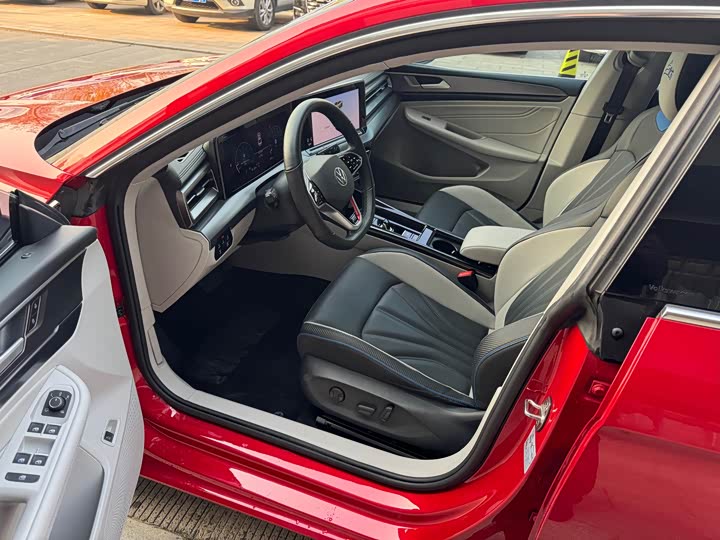 Фото 4 - Volkswagen Lamando L