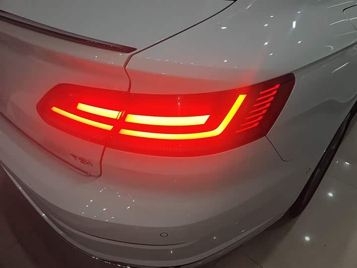 Фото 8 - Volkswagen CC