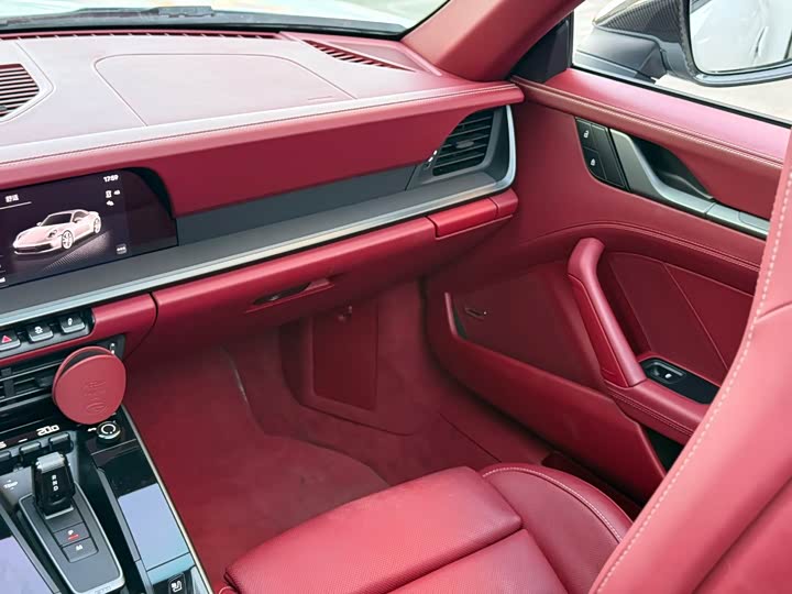 Фото 19 - Porsche 911