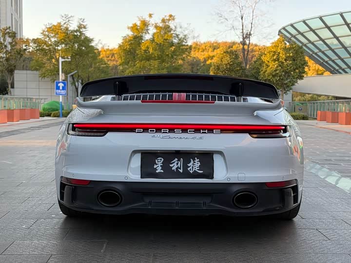 Фото 8 - Porsche 911