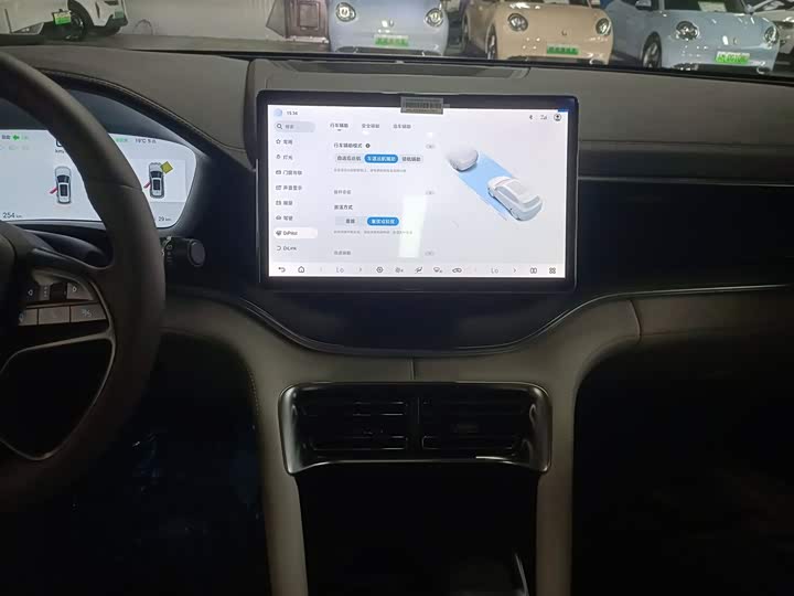 Фото 13 - BYD Song Plus Hybrid/EV