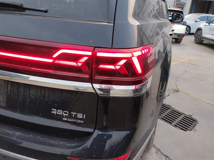 Фото 8 - Volkswagen Teramont Pro