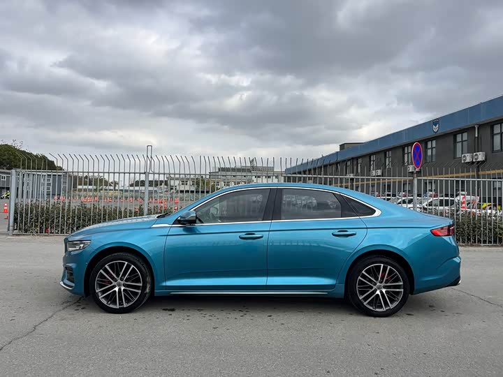 Фото 10 - Geely Preface