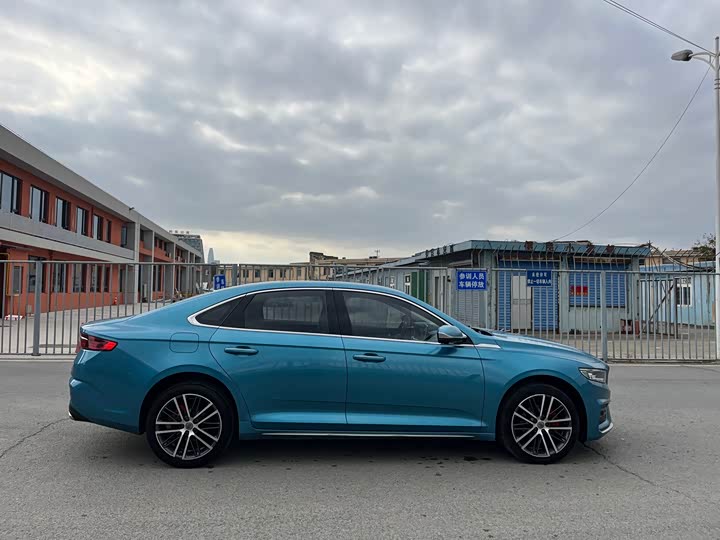 Фото 11 - Geely Preface