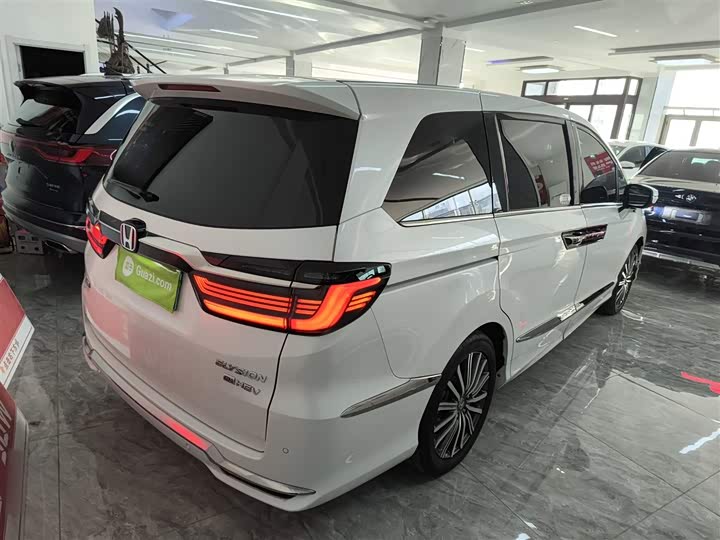 Фото 7 - Honda Elysion