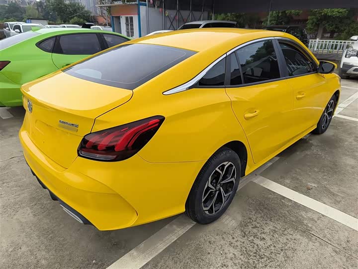 Фото 7 - MG Motor 5