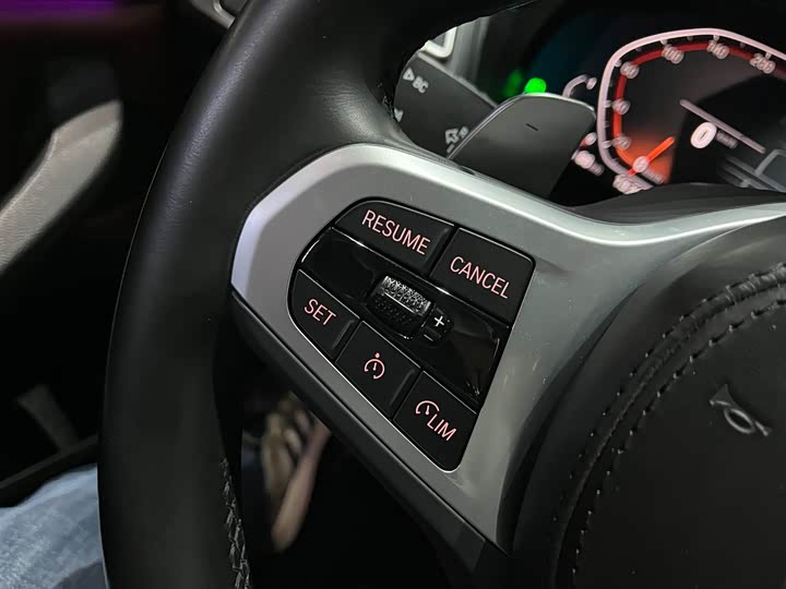 Фото 15 - BMW X4