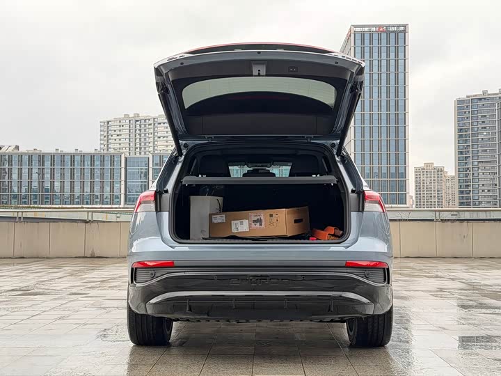 Фото 20 - Audi Q4 e-tron