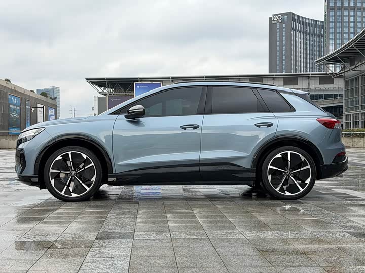 Фото 8 - Audi Q4 e-tron