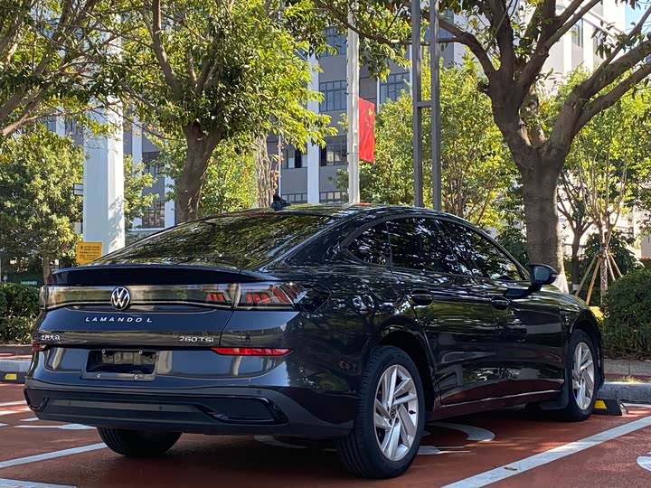 Фото 10 - Volkswagen Lamando L