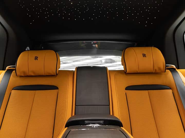 Фото 14 - Rolls-Royce Cullinan