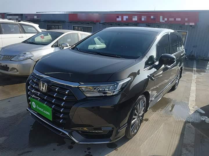 Фото 2 - Honda Elysion