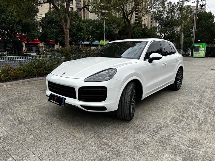 Фото 2 - Porsche Cayenne