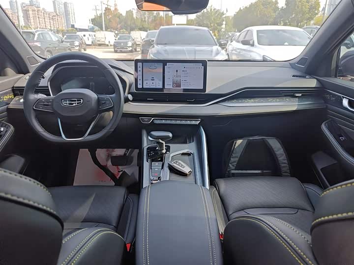 Фото 10 - Geely Preface