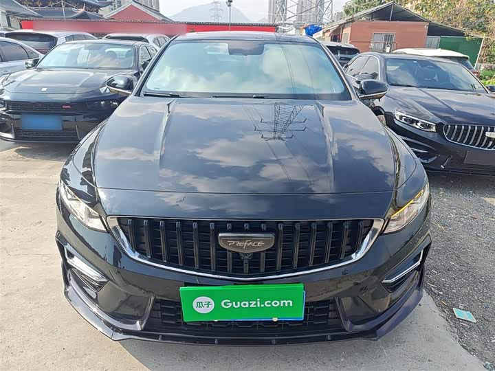 Фото 3 - Geely Preface