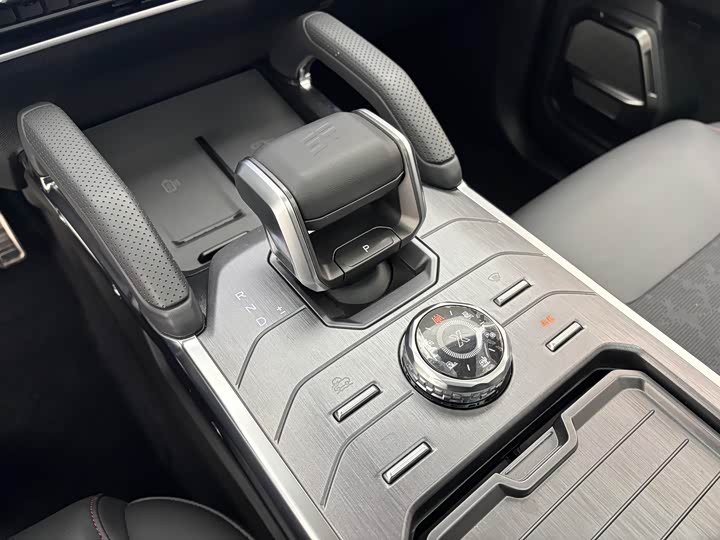 Фото 14 - Jetour T2