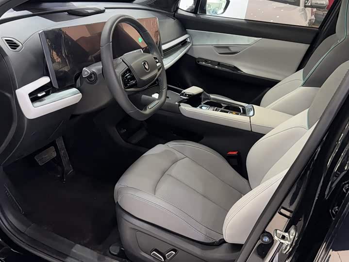 Фото 12 - Changan UNI-T