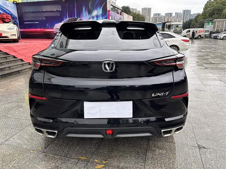 Фото 14 - Changan UNI-T