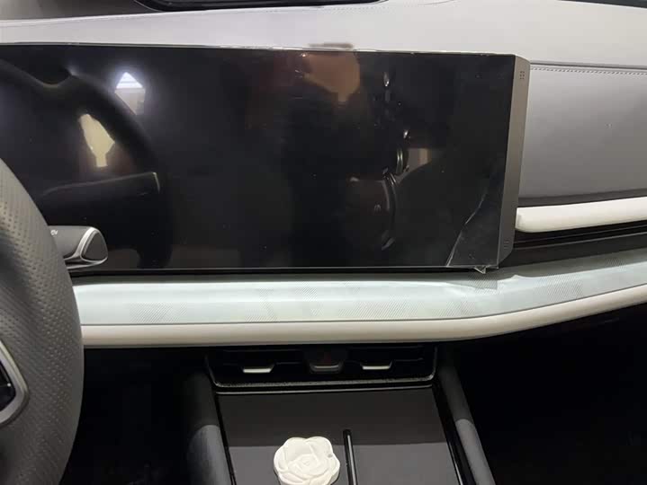 Фото 7 - Changan UNI-T