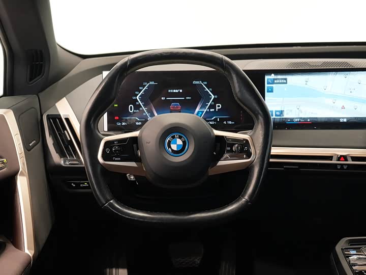 Фото 9 - BMW iX