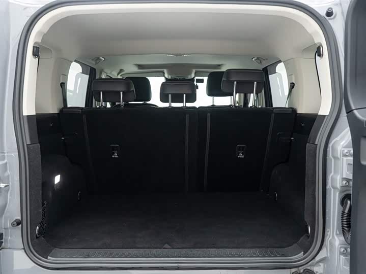 Фото 13 - Tank 300