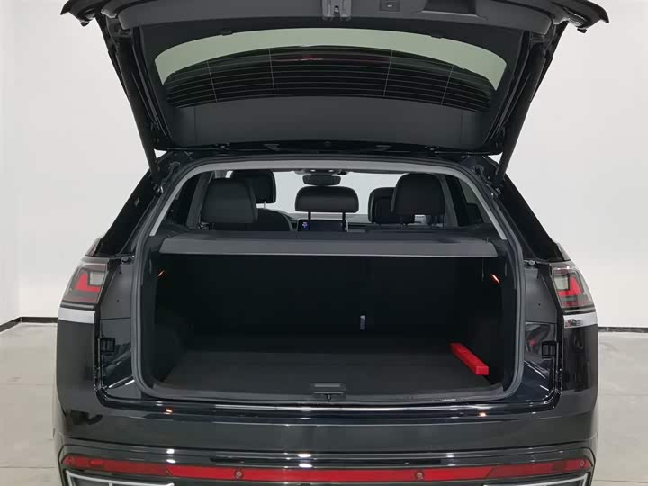 Фото 16 - Volkswagen Teramont X