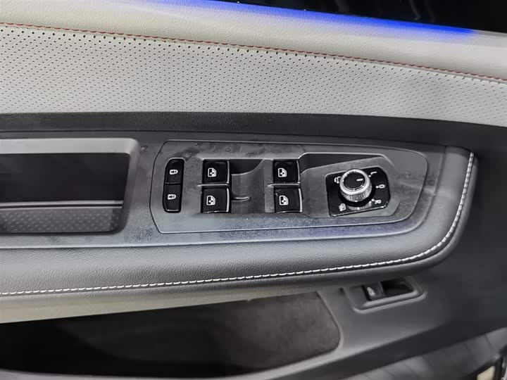 Фото 9 - Volkswagen Teramont X