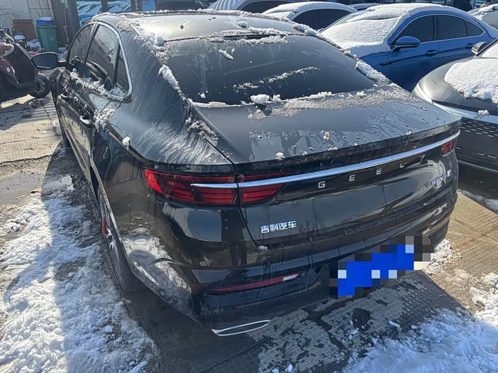 Фото 10 - Geely Preface