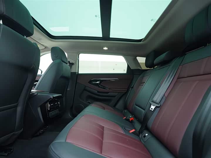 Фото 18 - Land Rover Range Rover Evoque L Hybrid